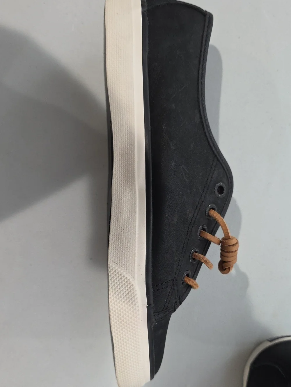 Sperry Women's 6.5 Seacoast Leather Sneaker Black Matte with Leather Laces